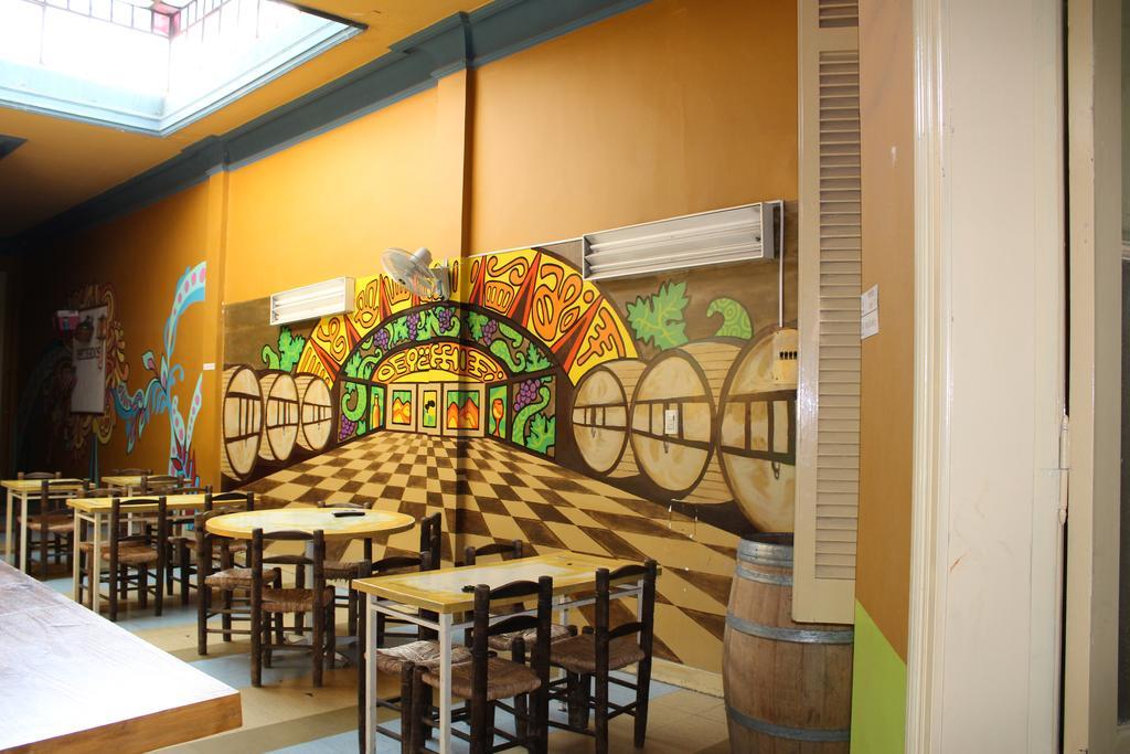 Malbec Hostel Central Mendoza Buitenkant foto